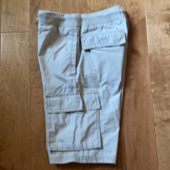 OLD NAVY KIDS BOYS CARGO SHORTS SZ L 10/12 - Picture 5 of 5